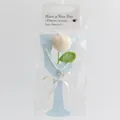 Tulipe au crochet avec collier de perles à pendentif cœur dans un emballage cadeau - Beige Tulip