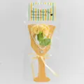 Coffret cadeau bouquet d'œillets jaunes au crochet et collier de perles avec cœur - Oeillet Jaune