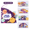 Livre d'éveil en tissu sur l'espace et les planètes avec papier froissé et autocollants - Planètes de l'Espace