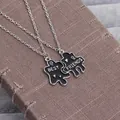 Zweiteilige schwarze Best Friend Puzzle-Halskette mit silberner Gravur für Freunde - Schwarz
