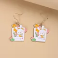 Süße Emaille-Ohrhänger mit weißem Hasen und orangem Bären im Goldrahmen - Hase Und Bär Polaroid Stil (EAR3523)