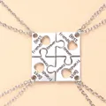 Silbernes Puzzleteil Halsketten-Set für 4 beste Freunde mit Forever-Gravur - Puzzle-Stück-Stil (XL735) / Silber