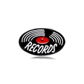 Détail de la broche en émail disque vinyle avec texte RECORDS blanc sur métal noir - Disque Ovale Records(CZ0491-3)
