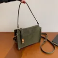 Retro dark green square crossbody bag with suede texture and gold hardware details - Green
