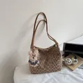 Sac cabas marron en peluche sherpa avec sangles en similicuir et pendentif ours en peluche - Khaki avec Pendentif