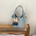 Lichtblauwe bucket bag met lychee textuur, schattige beer hanger en schouderband - Zonder Hanger / Blauw