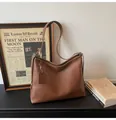 Minimalist vintage brown leather tote bag with large capacity and removable hangtag - Brown