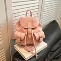 Mini mochila de mezclilla rosa con patrón de monograma FF y correas de cuero en libros - Rosa