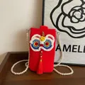 Borsa porta cellulare rossa lavorata a maglia con leone cinese e tracolla di perle - Piccolo Modello a Maglia
