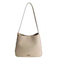 Minimalistische beige Ledertasche mit goldenem Logo und feiner Kieselmaserung - Gebrochenes Weiß