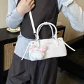 Sac seau en cuir blanc avec charm ours mignon et bandoulière réglable - Avec Pendentif / Bleu