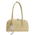 Borsa sottobraccio giallo tenue in pelle testurizzata con ciondolo di perle e manici - Con Ciondolo / Giallo