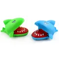 Mini shark finger biting toy set in blue and green plastic for party games - Mini Shark (CC-06)