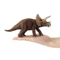 Figurine réaliste de dinosaure Triceratops marron montrée dans la main sur fond blanc uni - Tricératops (Triceratops 0.21kg)