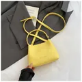Sac à main jaune vif en cuir litchi avec bandoulière et poignée supérieure chic - Jaune