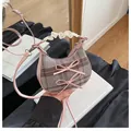 Mini borsa a tracolla a quadretti con fiocchi rosa e dettaglio manico in pizzo bianco - Quadri Rosa