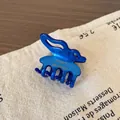 Blauw glanzende acetaat haarklem met gouden France Handmade tekst voor elegante kapsels - Blauw