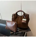 Ensemble sac cabas vintage marron en daim avec pochette assortie et breloque argent - Marron