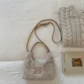 Sac à main chic en peluche beige avec fausse fourrure et bandoulière en cuir - Sans Pendentif / Kaki clair