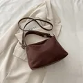 Borsa a tracolla vintage in pelle scamosciata marrone scuro con dettagli dorati - Marrone