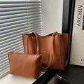 Ensemble cabas vintage en cuir marron avec grand sac fourre-tout et pochette assortie caramel - Marron