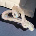 Translucent heart hair claw in creamy yellow with colorful iridescent glitter finish - Beige Large Heart
