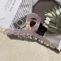 Iridescent pink twist hair claw clip with pearlescent finish for women style - Cross Twisted Large Claw / Pink
