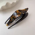 Pinza per capelli in acetato con motivo tartarugato classico e logo dorato Barrette la France - Tartarugato Scuro