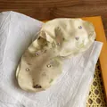 Fermagli per capelli a fiori con strass e ciondolo Love in metallo dorato - Pinza in Garza Sottile Verde