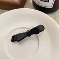 Fermaglio per capelli a fiocco nero lucido in acetato con base in metallo - Molletta con Fiocco Nero