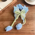 Chouchou papillon brodé bleu et vert avec pendentif tulipe et cristal en cœur - Papillon Tulipe (FS2516) / Bleu