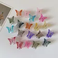 Mini mollette per capelli a farfalla colorate in varie tonalità di resina trasparente - Farfalla