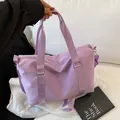 Sac de voyage léger en tissu Oxford lavande avec poignées robustes pour courts séjours - Violet