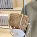 Handgeweven beige stro schoudertas met witte touwriem en ritssluiting voor dames - Khaki