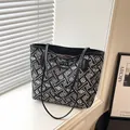Large capacity tote bag featuring black and white geometric flower patterns and slim straps - Standard Type / Black