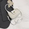 Sac à main blanc élégant en cuir tressé pour femme avec boucle dorée en métal M - Blanc