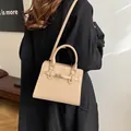 Elegante borsa a mano in pelle kaki con tracolla regolabile per spalla o crossbody - Cachi