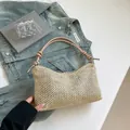 Sac fourre-tout tissé à la main en paille beige avec anses à nœuds en PU et zip - Khaki