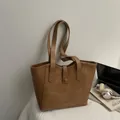 Bolso tote grande vintage marrón con correas dobles y hebilla para el transporte diario - Marrón Arena