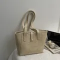 Bolso tote beige de cuero vintage con diseño elegante y correas de hombro de moda - Blanco Roto
