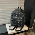 Schwarzer Mini-Rucksack mit Bärenprint und goldenem Reißverschluss aus PU-Leder - Schwarz