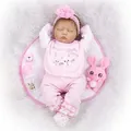 Poupée bébé reborn réaliste en barboteuse rose avec peluche lapin et biberon - Tenue de Poupée Lapin Rose (2) / 55cm