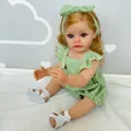55cm lebensechte Reborn Babypuppe SueSue mit grünem Karokleid und passendem Stirnband - Realistischer Reborn Mädchen Stil (Vollvinyl) / Großer Stil