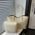 Bolso tote blanco crema con textura de cocodrilo y neceser interno para oficina - Blanco Roto