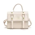 Bolso bandolera crema de estilo británico con remaches dorados y asa en vista minimalista - Blanco