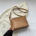 Retro minimalist brown crossbody shell bag with an adjustable thin shoulder strap - Khaki