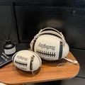 Elegante borsa a mano in pelle PU a forma di rugby e tracolla beige piccola - Bianco avorio