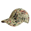 Gorra beige con estampado vintage de la Torre Eiffel y motivos de chicas con estilo - Ajustable / Caqui