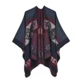 Detailed view of ethnic knit poncho with vintage geometric patterns and fringe detail - 130*150cm / Totem Rhombus Navy Red