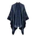 Châle cape en maille pour femme à motif marbre bleu foncé et design en V - Marine Peau de Serpent (4140455985400)